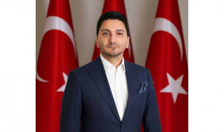 Cumhuriyet Emek Partisi Genel Başkanı Me..