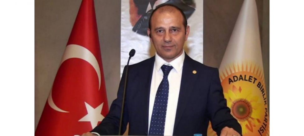 ADALET BİRLİK PARTİSİ GENEL BAŞKANI İRFAN UZUN: “HALKIN İRADESİ YENİLMEZ, DEMOKRASİYE DARBE VURULAMAZ” - GÜNDEM - İnternetin Ajansı