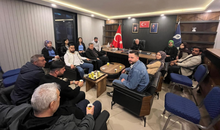 Ahmet Sağlam: Savaştepe Teşkilatımızla Güçlü Bir İstişare Gerçekleştirdik - GÜNDEM - İnternetin Ajansı