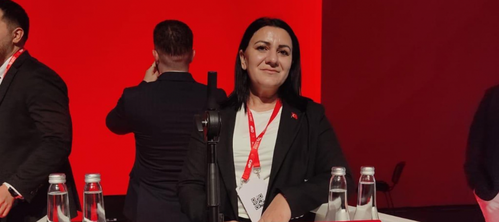 Bağlar İlçe Başkanı Çiğdem Özturan Kurt’tan yeni yıl mesajı - GÜNDEM - İnternetin Ajansı