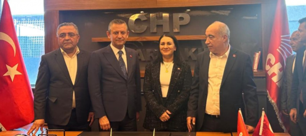 Başkan Özturan Kurt: “Güven Tazeleyen Genel Başkanımızı Tebrik Ediyorum