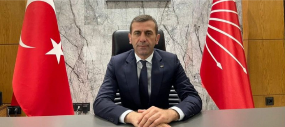 CHP Sakarya İl Başkanı Oğuz Can Curoğlu’ndan Hendek Tartışmasına Kinayeli Yorum  “Durun, tartışmayın… Siz kardeşsiniz!” - GÜNDEM - İnternetin Ajansı