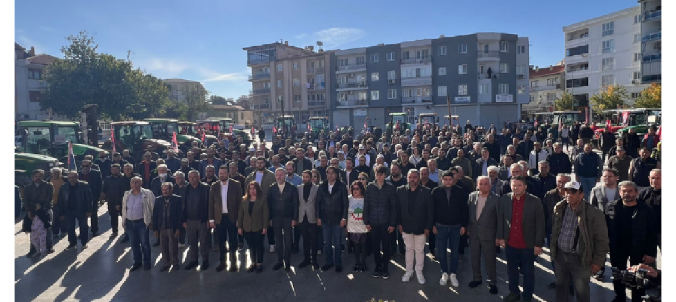 CHP Sarayköy İlçe Başkanı Mesut Efe: “Çiftçimizin Alın Teri Yerde Kalmayacak; Üreten Köylü Milletin Efendisidir” - GÜNDEM - İnternetin Ajansı