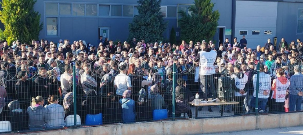 CHP TOKAT MERKEZ İLÇE BAŞKANI AYTEKİN AYAN: “İŞÇİLERİN HAKKI GASPEDİLEMEZ, ŞIK MAKAS VE CROSS TEKSTİL DERHAL MAAŞLARI ÖDEMELİDİR” - GÜNDEM - İnternetin Ajansı