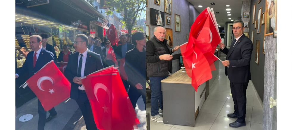 CHP’DEN TOKAT VALİLİĞİ VE BELEDİYESİ’NE ÇİFTE ELEŞTİRİ: “ATATÜRK YOK, OLAN GÖRSELLER DE GÖSTERMELİK!” - GÜNDEM - İnternetin Ajansı