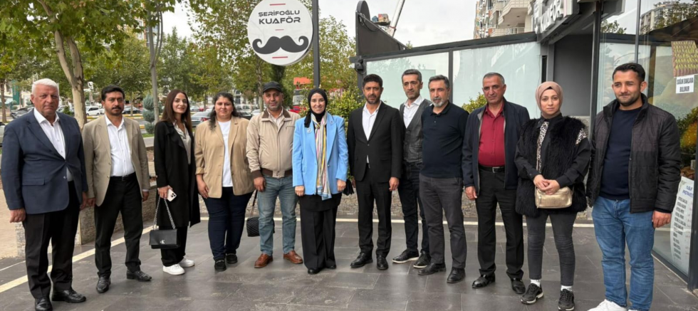 DEVA Partili Esen Diyarbakır Cezaevinde küçük çocuklarıyla kalan kadınları ziyaret etti - GÜNDEM - İnternetin Ajansı