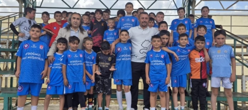 GELECEK PARTİSİ YOZGAT İL BAŞKANI ÖMER AYDOĞMUŞ’TAN AKDAĞMADENİ GÜCÜ’NE DOĞUM GÜNÜ ZİYARETİ - GÜNDEM - İnternetin Ajansı