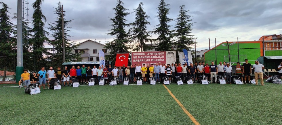 GÖLCÜK BELEDİYESİ AMATÖR KULÜPLERİN YANINDA - SPOR - İnternetin Ajansı