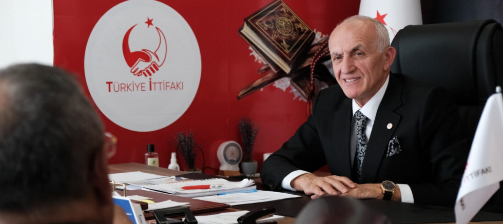 HAKKI KIROĞLU’NDAN SİYASİLERE BİRLİK ÇAĞRISI: “EL ELE VERELİM, MİLLETİ KURTARALIM” - GÜNDEM - İnternetin Ajansı