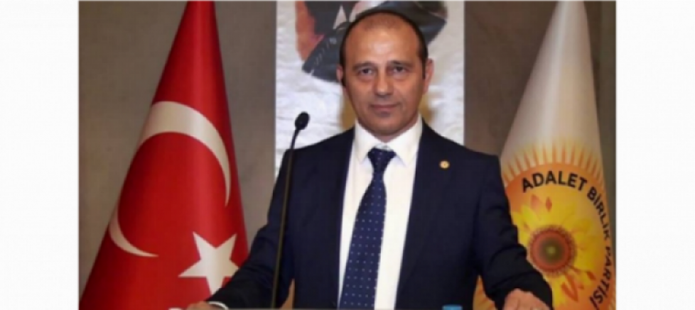 İrfan Uzun: “732 milyon liralık kredi skandalı, devletin kasasını hortumlama düzenine dönüştü” - GÜNDEM - İnternetin Ajansı