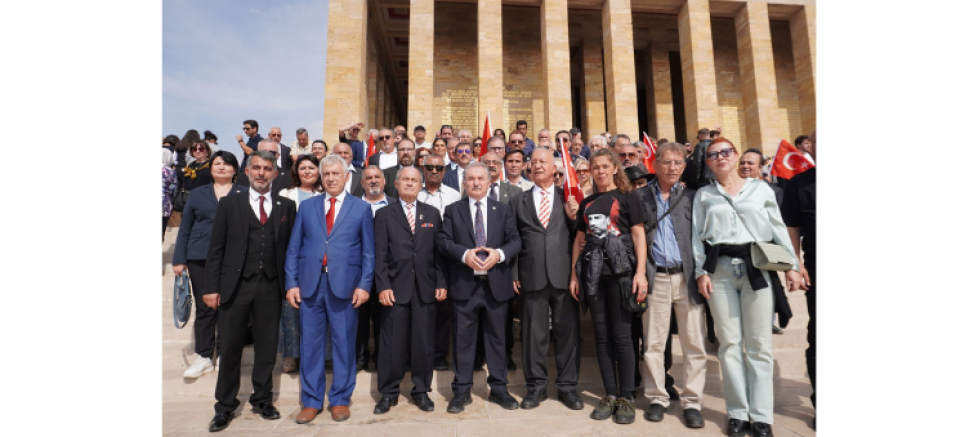 Namık Kemal Zeybek: “Ulus Meydanı’ndan yükselen ses, iktidara güçlü bir alternatifin varlığını ilan etti” - GÜNDEM - İnternetin Ajansı