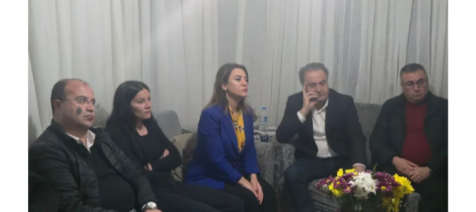 Şık Makas Direnişine CHP’den Tam Kadro Destek: Merkez İlçe Başkanı Ayan’dan Sert Tepki - GÜNDEM - İnternetin Ajansı