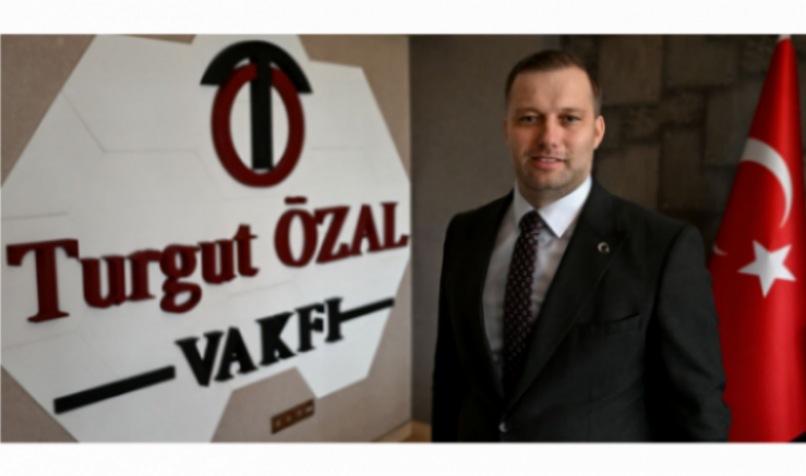 Turgut Özal Vakfı Başkanı Semih Narlı'da..
