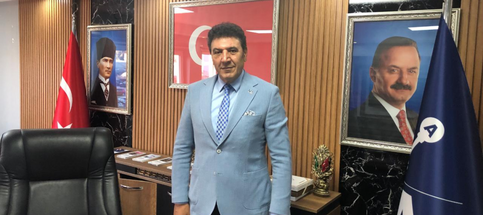 Yücel Ahmet İşleyen: Motorinin 100 Liray..